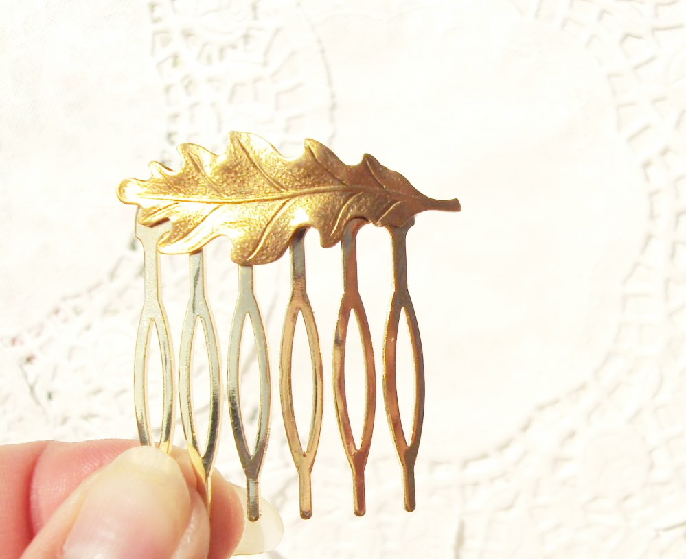 In The Garden Of Eden - Oak Leaf Hair Comb
